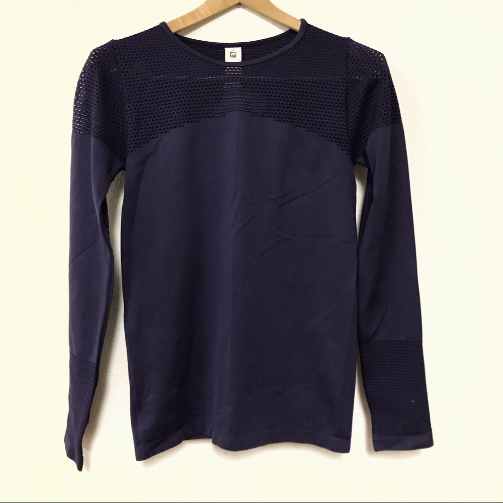 Nwt Fabletics Musetta Long Sleeve Seamless Top - image 5